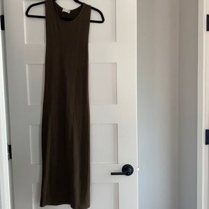Olive Wilfred Free Midi Dress
